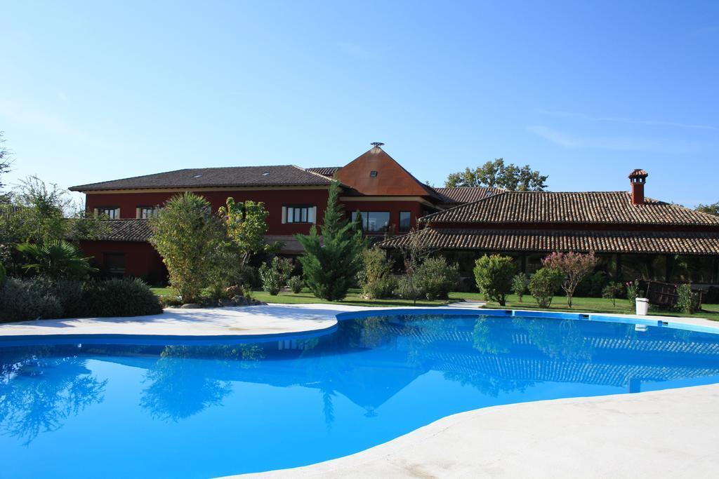 Hotel El Mirlo Blanco กันเดเลดา ภายนอก รูปภาพ