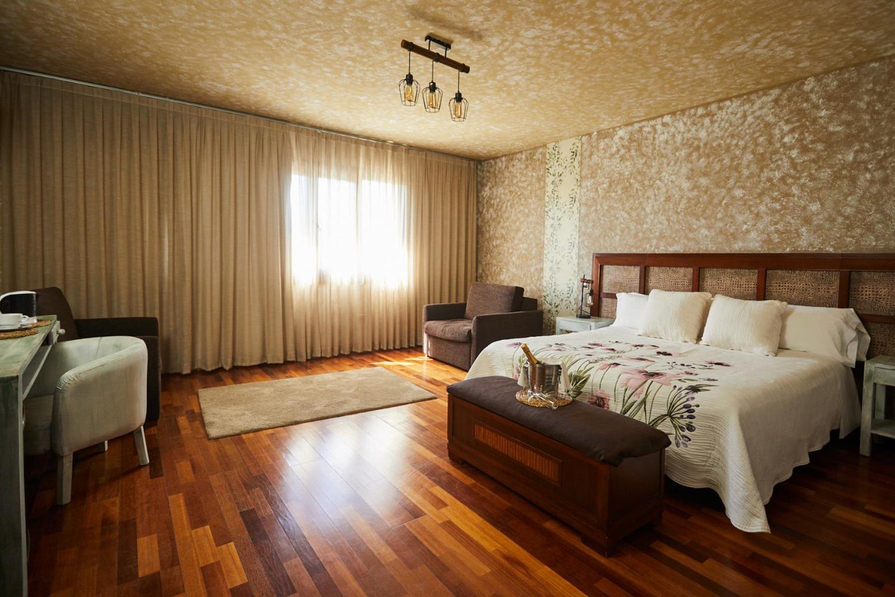 Hotel El Mirlo Blanco กันเดเลดา ภายนอก รูปภาพ