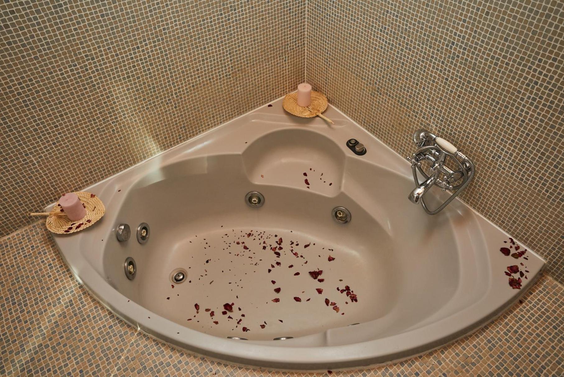 Hotel El Mirlo Blanco กันเดเลดา ภายนอก รูปภาพ