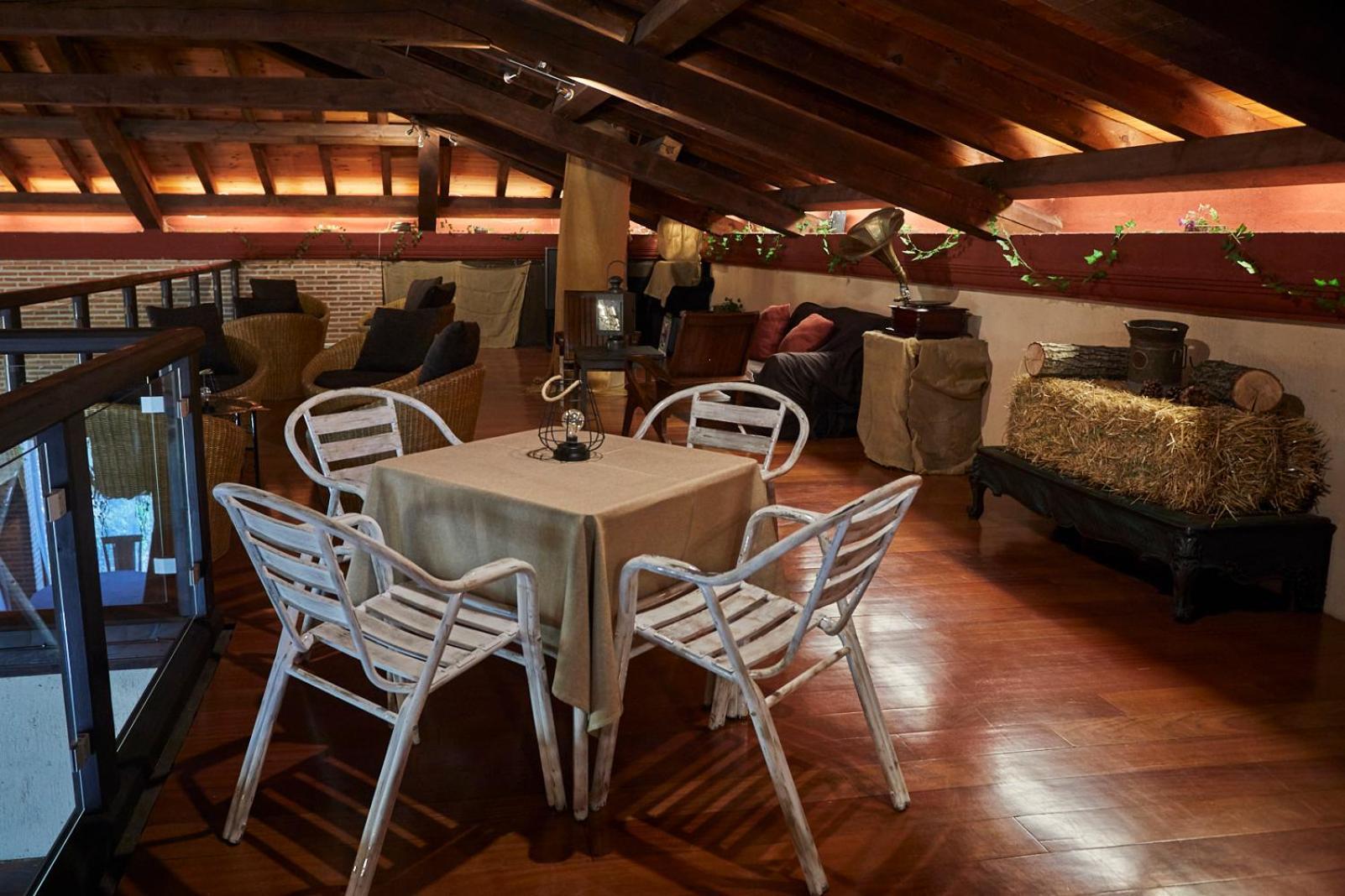 Hotel El Mirlo Blanco กันเดเลดา ภายนอก รูปภาพ