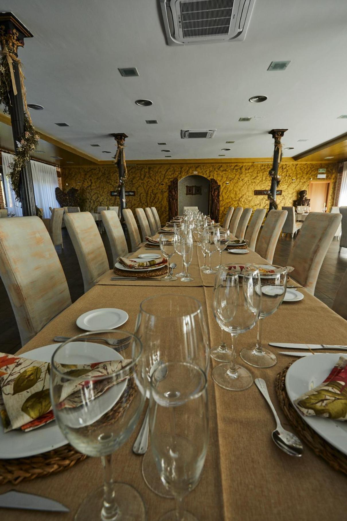 Hotel El Mirlo Blanco กันเดเลดา ภายนอก รูปภาพ